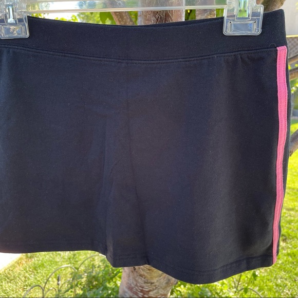 Green Dog | Vintage Y2K Black & Pink Mini Skirt - Picture 5 of 6